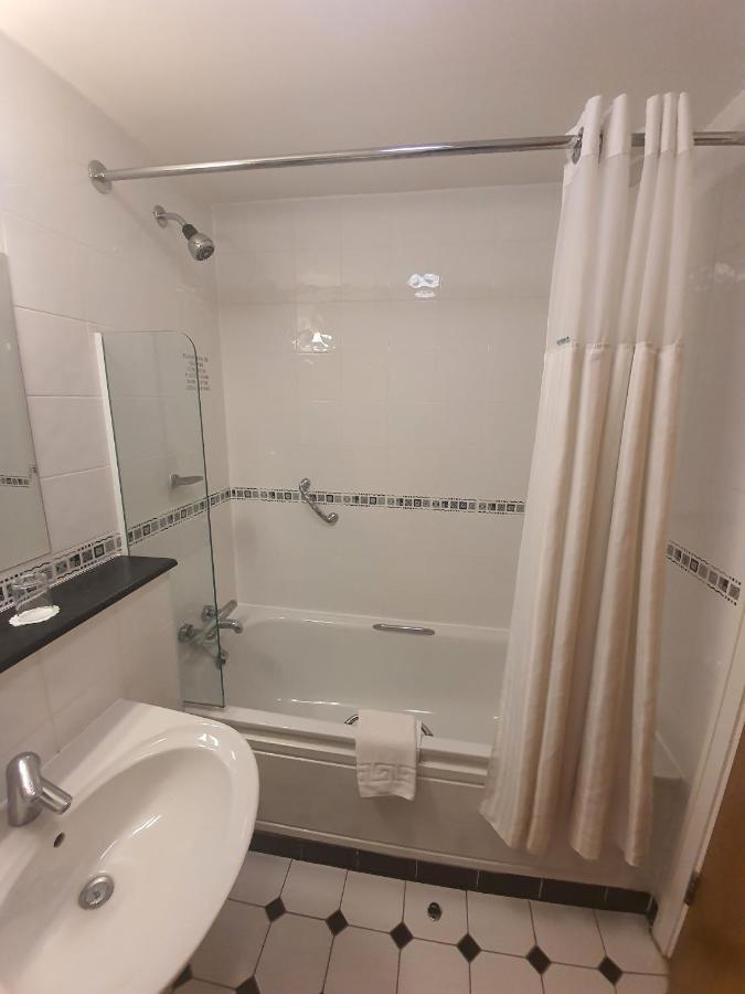 The Telford Whitehouse Hotel 외부 사진